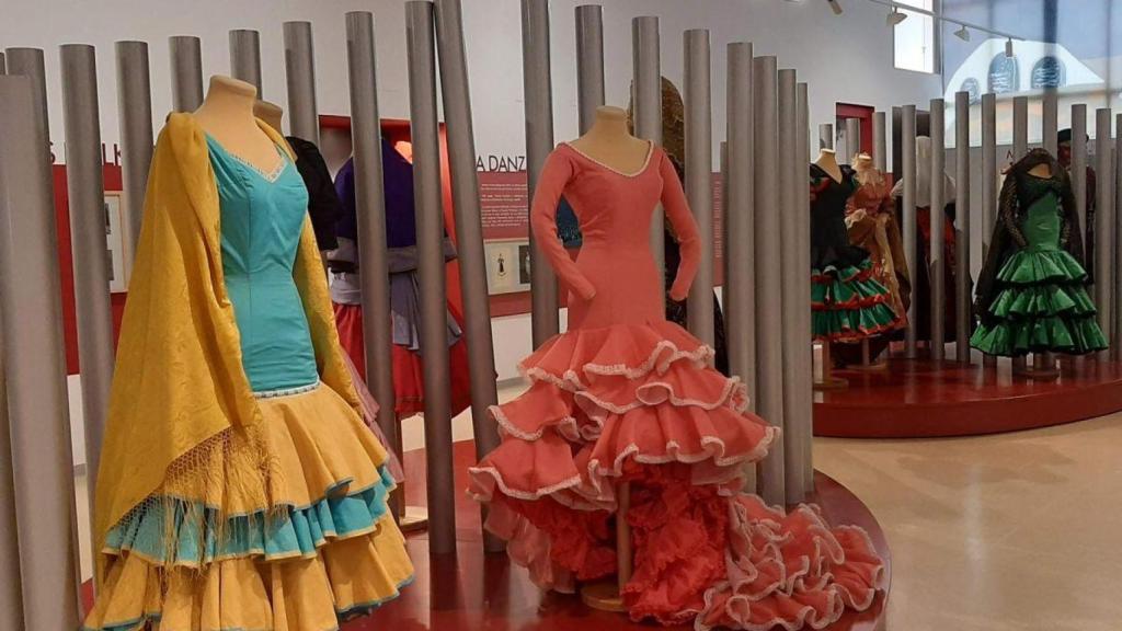 Imagen de trajes expuestos en el Museo Mariemma