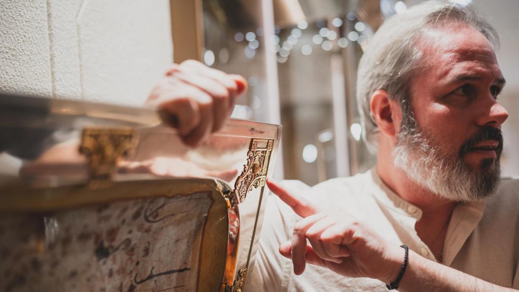 Detalle del arca que Carrera y Carrera creó para conmemorar el aniversario del descubrimiento de América.