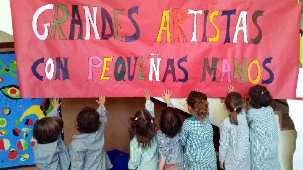 Unos alumnos del colegio Iñigo de Toro (Valladolid)