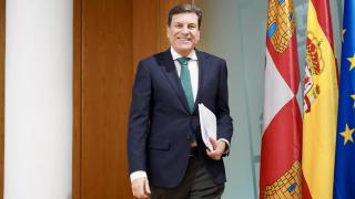 El consejero de Economía y Hacienda y portavoz de la Junta, Carlos Fernández Carriedo, a su llegada a la rueda de prensa posterior al Consejo de Gobierno de este jueves