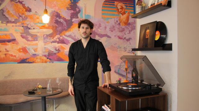 Lucas Ciasullo en su restaurante Hiro.