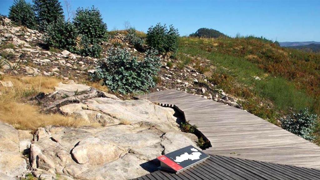 Área Arqueolóxica de Tourón