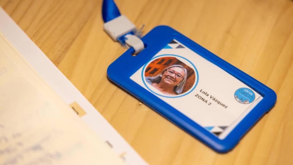 La Red  ha creado un sistema de acreditación vecinal que identifica a los voluntarios y genera confianza entre las personas que necesitan de su ayuda puntual.