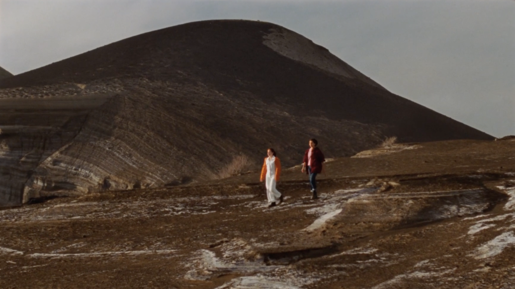 Un fotograma de 'Ariel', de Lois Patiño