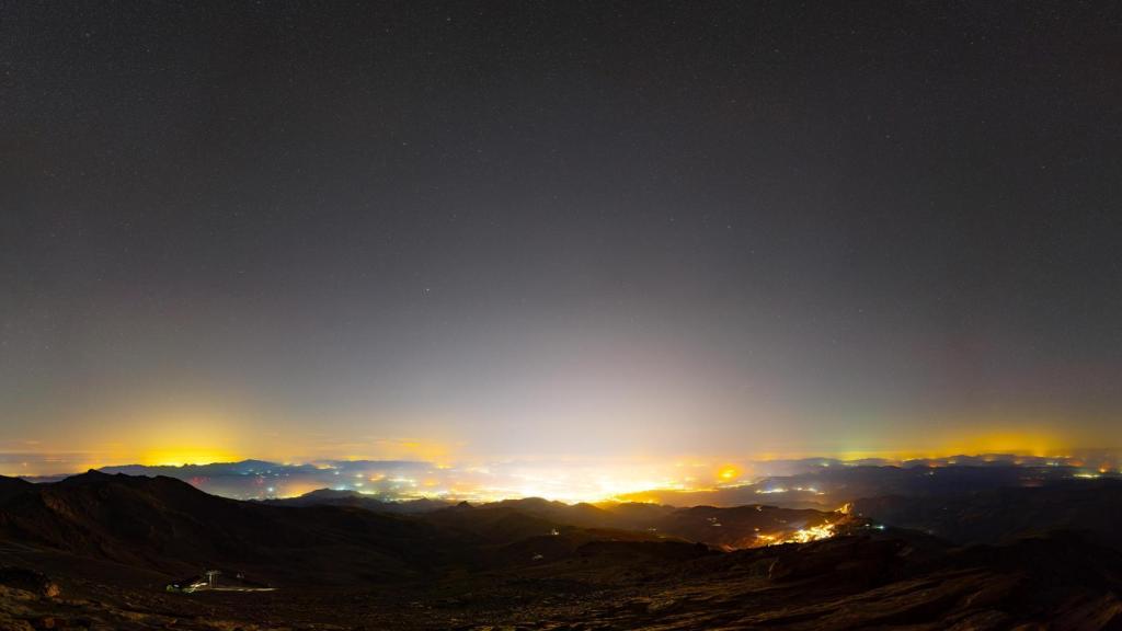 Vistas de Granada y Málaga desde Sierra Nevada