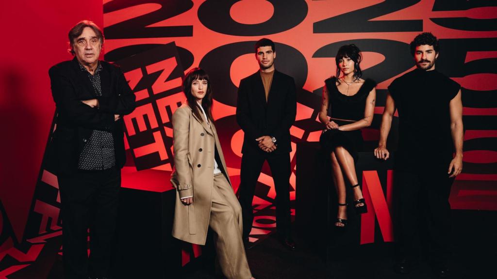 Agustín Díaz Yanes, Susana Abaitua, Carlos Alcaraz, Aitana y José Condessa en la presentación de Netflix 2025 en Madrid.