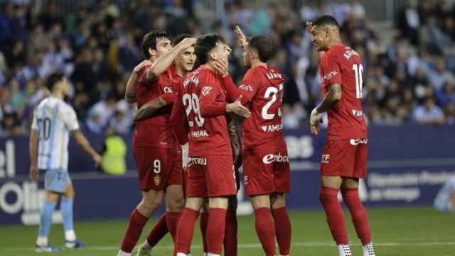 El Real Zaragoza en el partido frente al Málaga.