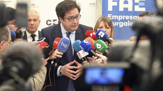 El ministro de para la Transformación Digital y de la Función Pública, Óscar López, durante su intervención en Burgos, este viernes