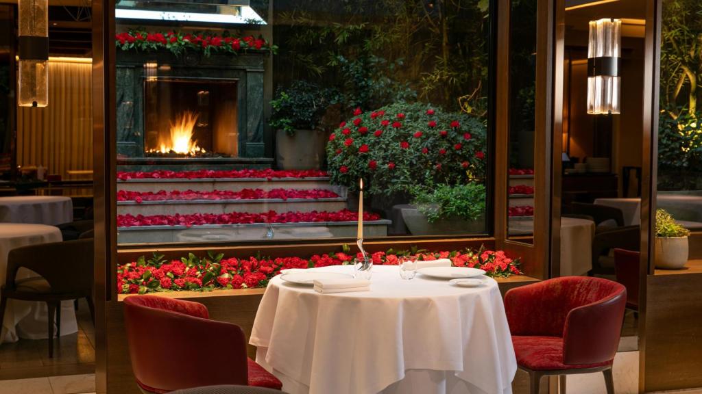 Los claves y rosas que visten de San Valentin a Saddle.