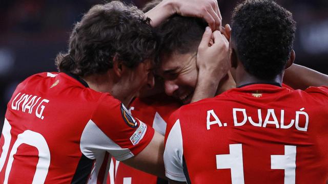 Los jugadores del Athletic Club celebran un gol en la Europa League.