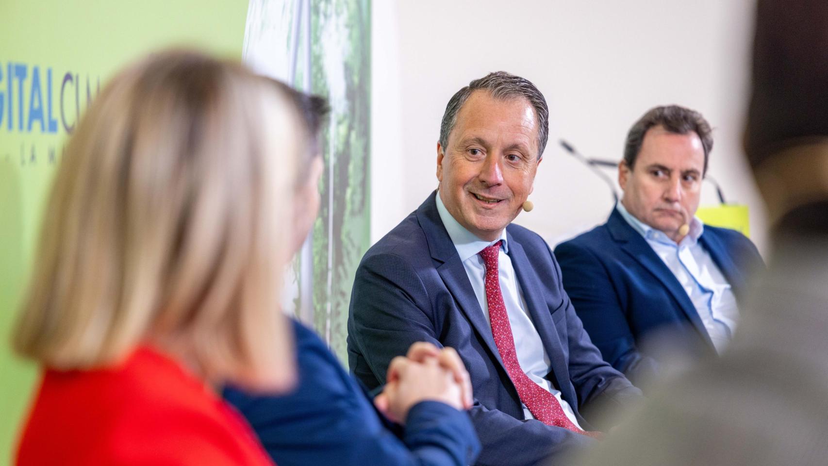 Las mejores imágenes del foro sobre energías renovables en el mundo rural celebrado este viernes en Toledo