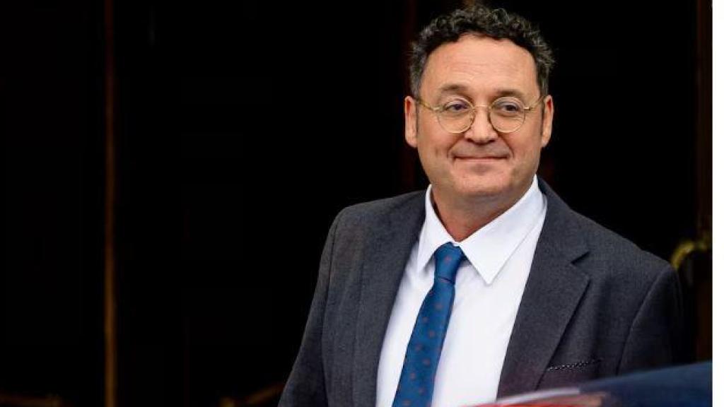 Álvaro García Ortiz, el pasado miércoles a su salida del Tribunal Supremo. Detrás, el fiscal de Sala Javier Huete./