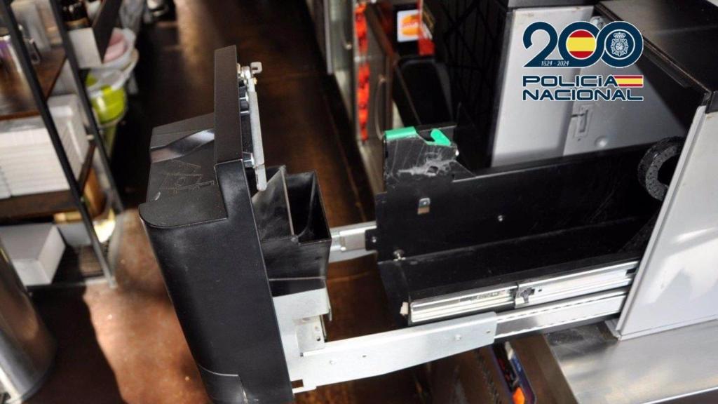 Una caja tras un robo.