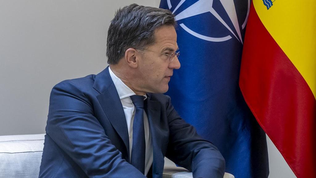 El secretario general de la OTAN, Mark Rutte, y el presidente del Gobierno, Pedro Sánchez, durante su reunión el pasado enero en Madrid