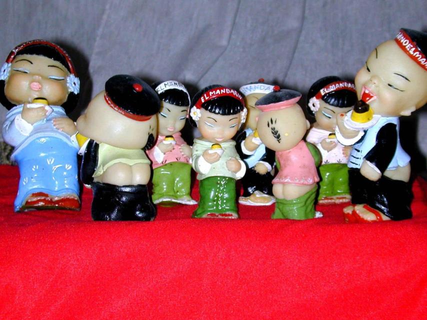 Figuritas que se regalaban con el flan. Cortesía de Grupo Plásticos Ferro. https://www.ferroplast.es