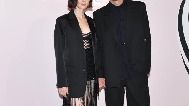 Lily Collins y su marido, Charlie McDowell, contrajeron matrimonio en 2019.