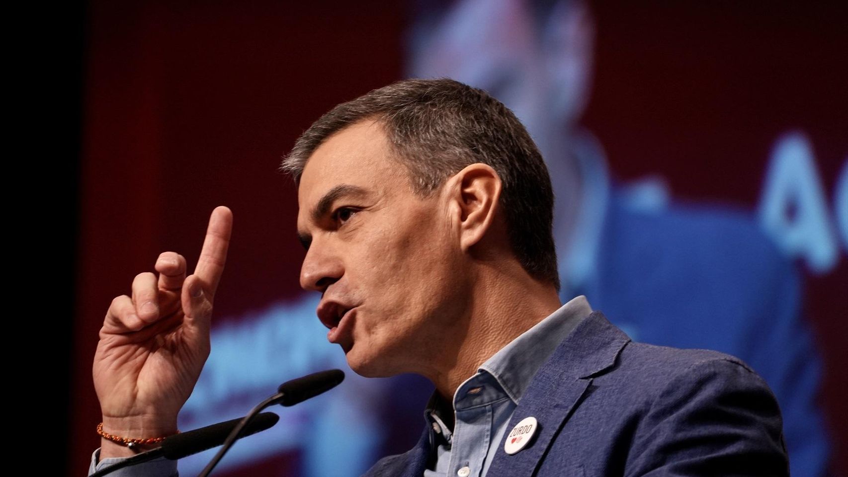 Sánchez acusa al PP de desaparecer en la dana: "No están, ni se les ...
