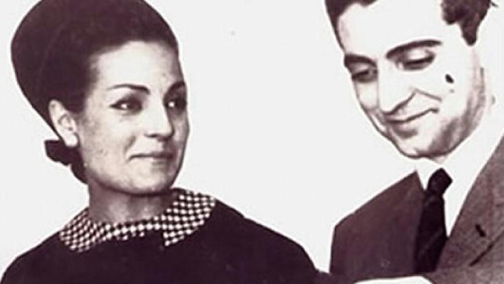 El peluquero junto a Carmen Sevilla.