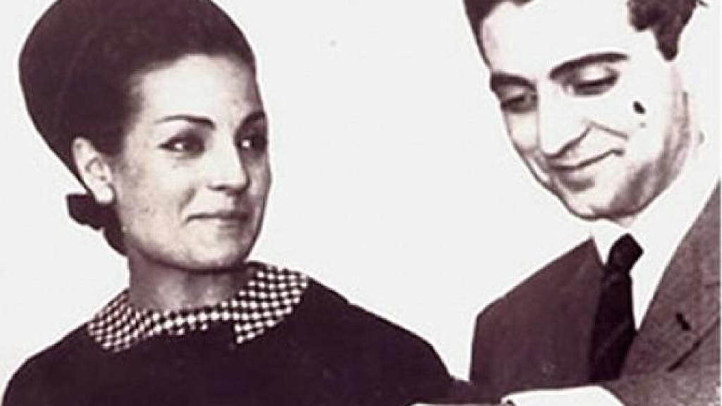 La peluquera con Carmen Sevilla.