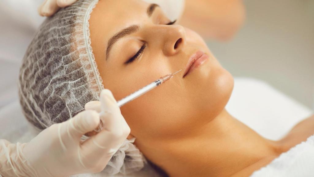 Imagen de archivo de una intervención de cirugía estética.