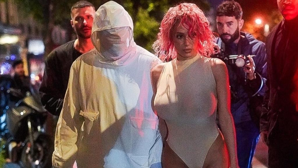 Kanye West y Bianca Censori en París.