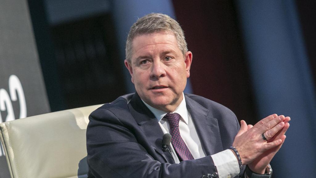 Emiliano García-Page, presidente de Castilla-La Mancha, durante su participación en 'Letras en Sevilla'. Foto: JCCM.