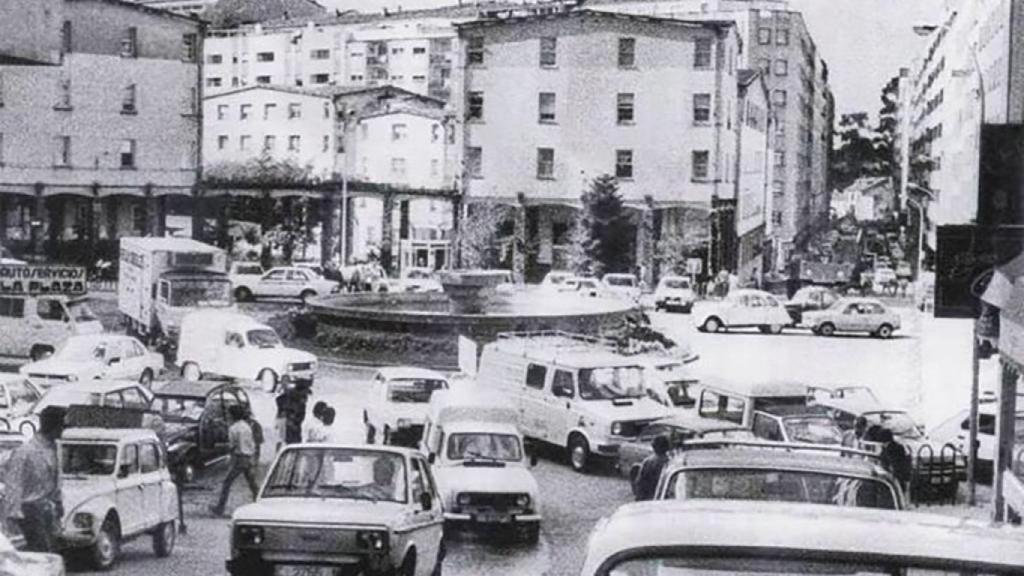 La segunda de las fuentes en la celebración del ascenso del Compostela.
