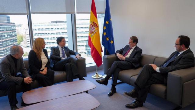 Reunión entre Caballero y López