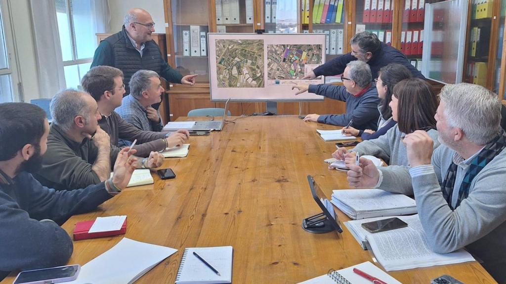 Los expertos en una reunión.