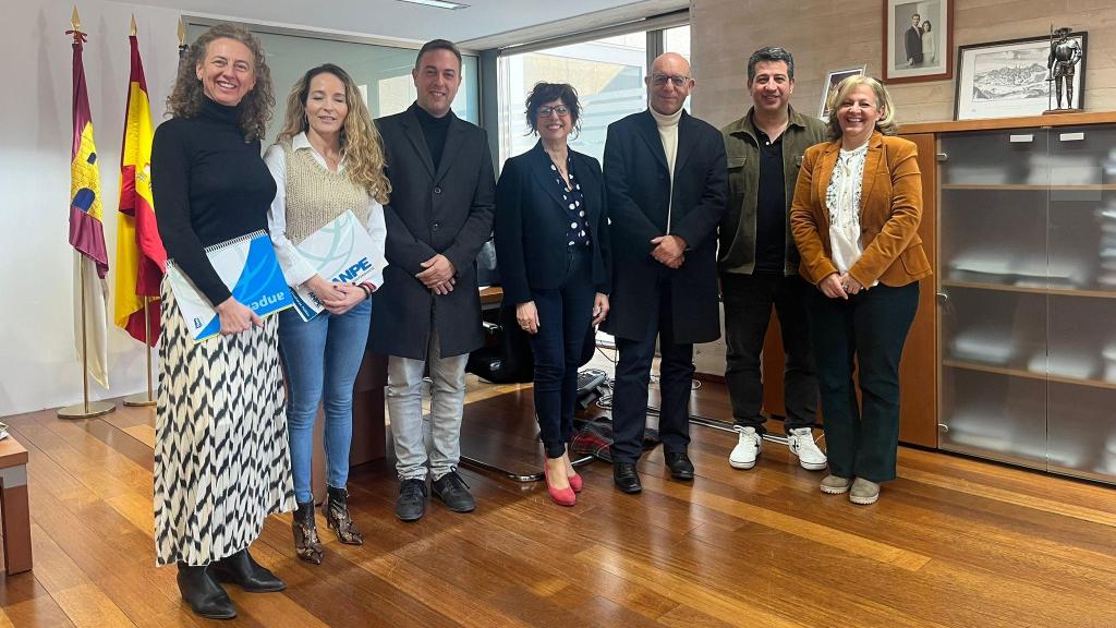 Reunión entre UGT, ANPE y la Consejería de Educación. Foto: ANPE.