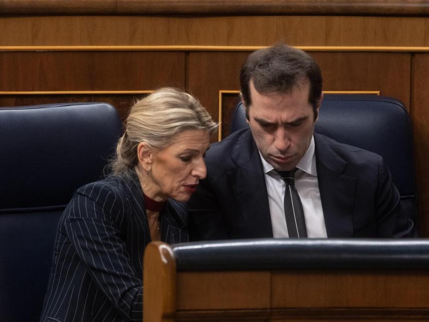 La vicepresidenta segunda y ministra de Trabajo, Yolanda Díaz y el ministro de Economía, Carlos Cuerpo.