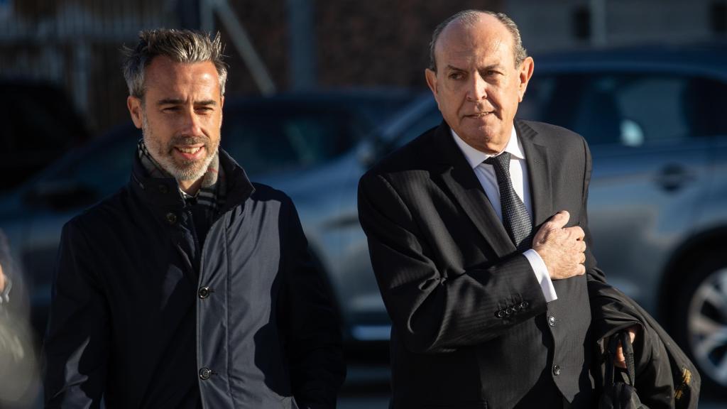 Jorge Vilda, junto a su abogado, este miércoles, en la Audiencia Nacional.