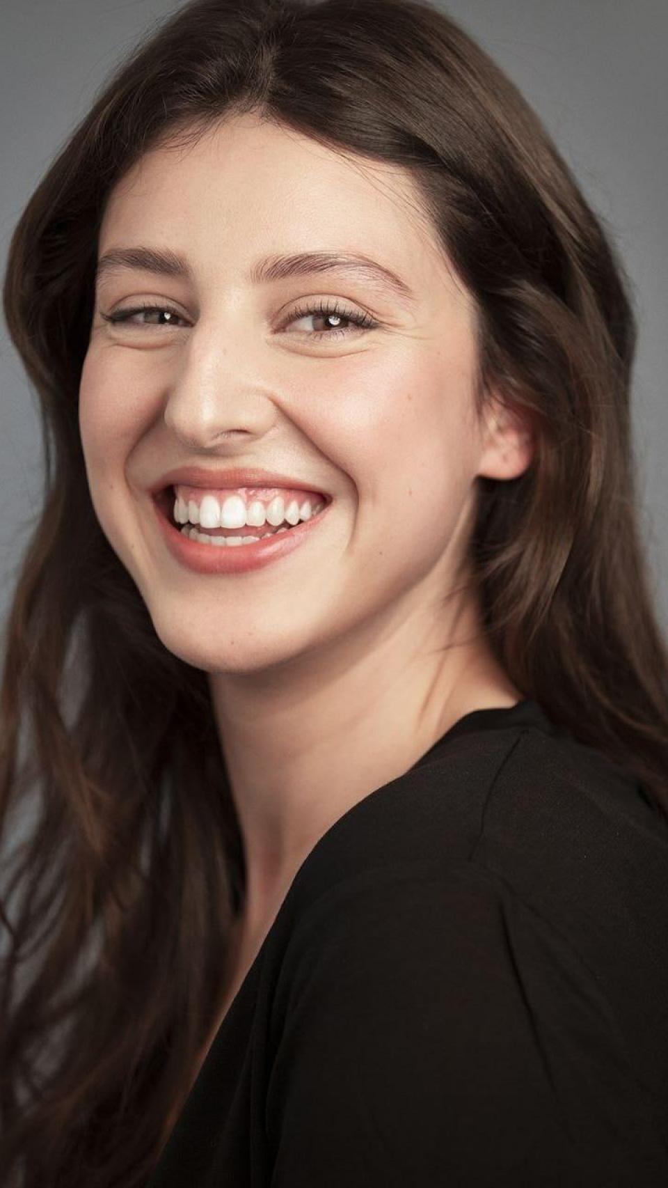 Raquel Varela sonriente