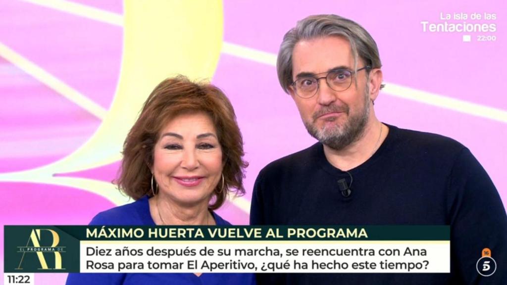 Ana Rosa recibe a Máximo Huerta en 'El programa de AR'.