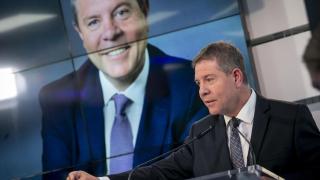 Emiliano García-Page en el desayuno informativo de La Razón. Foto: JCCM.