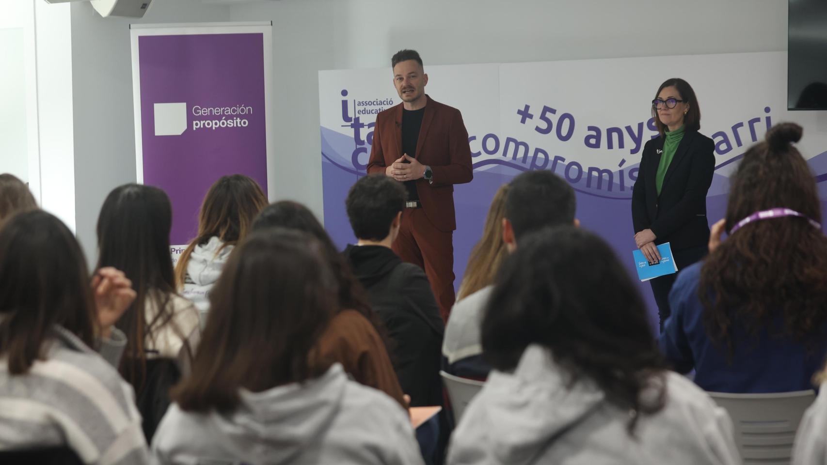 Sesión de apertura del programa Generación Propósito.