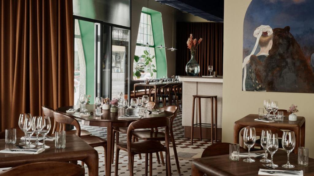 Interior at restaurant Nolla-2 (1)