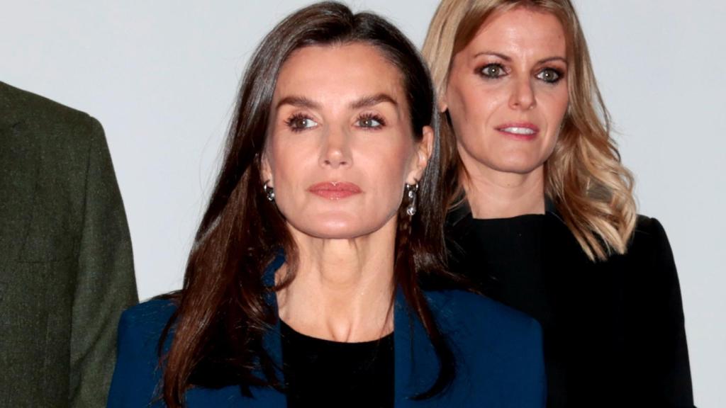 La reina Letizia, con pendientes de Boira Glass.