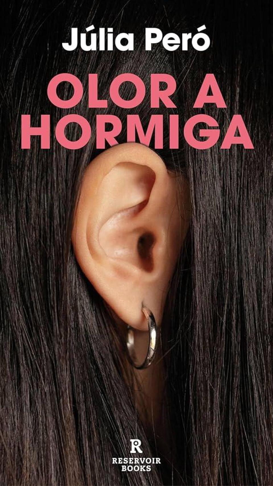 Portada de 'Olor a hormiga', de Julia Peró