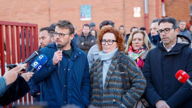 Gonzalo Ballesteros, representante de STE en Toledo, durante la concentración de este jueves.