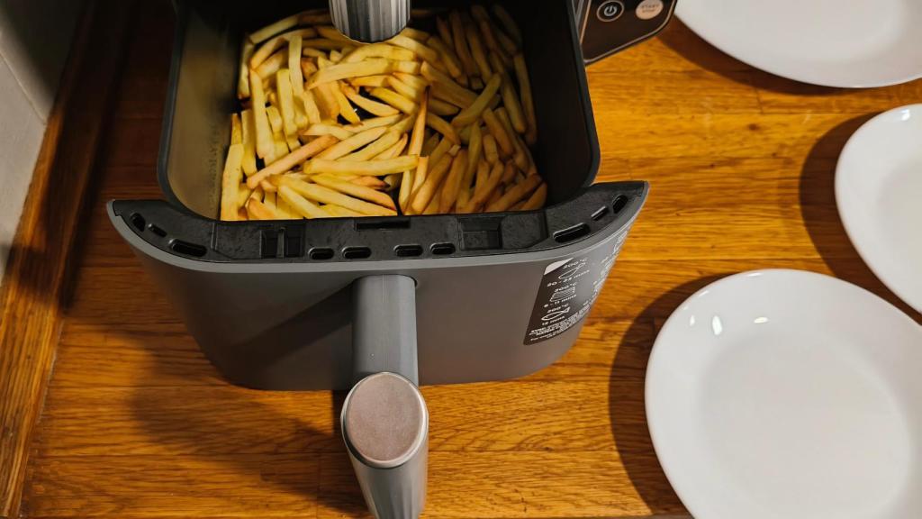 Las patatas fritas congeladas quedan crujientes en la Ninja Double Stack XL