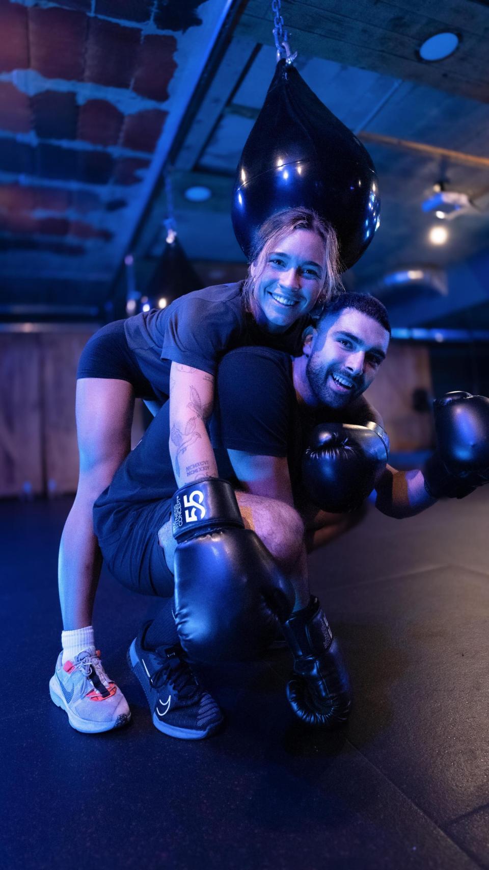 Pareja entrenando en Bz55.