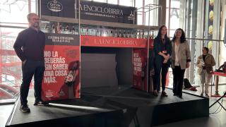 Estrella Galicia presenta la 'enciclopedia bebible' para todos los amantes de la cerveza