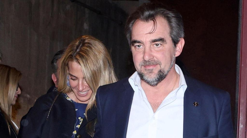 Nicolás de Grecia junto a su futura mujer en su cena preboda.