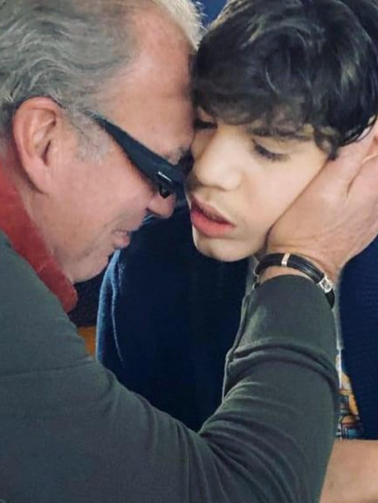 Bertín junto a su hijo mayor, Kike.