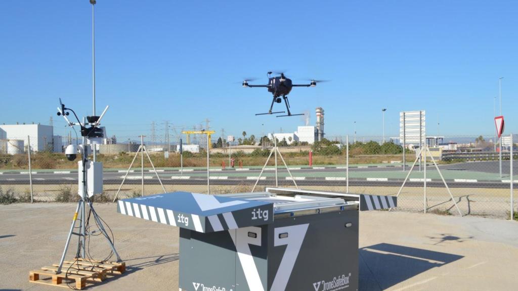 Pruebas con drones de ITG en el puerto de Castellón.