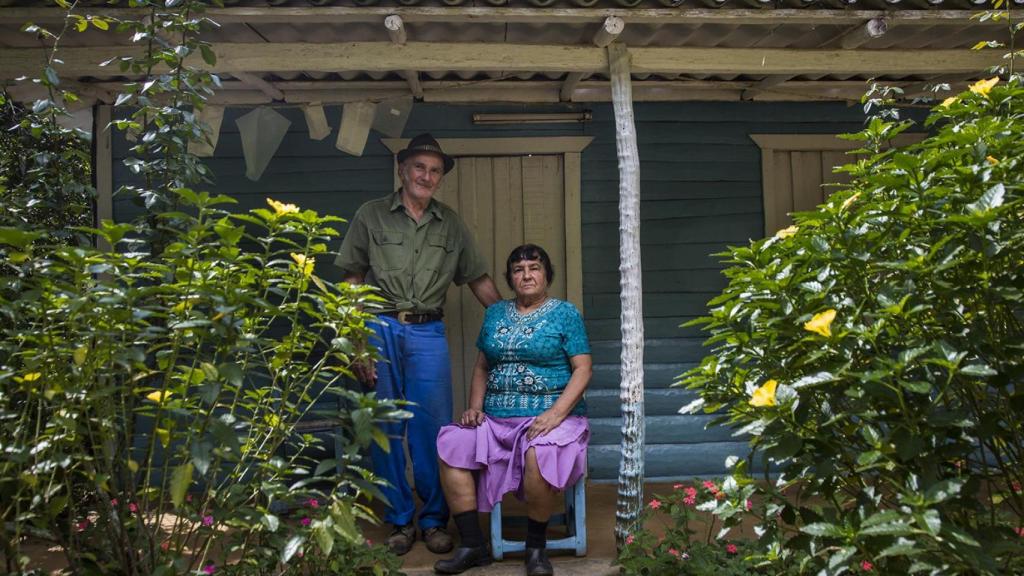 Miembros de la comunidad de Los Acuáticos retratados por EL ESPAÑOL.
