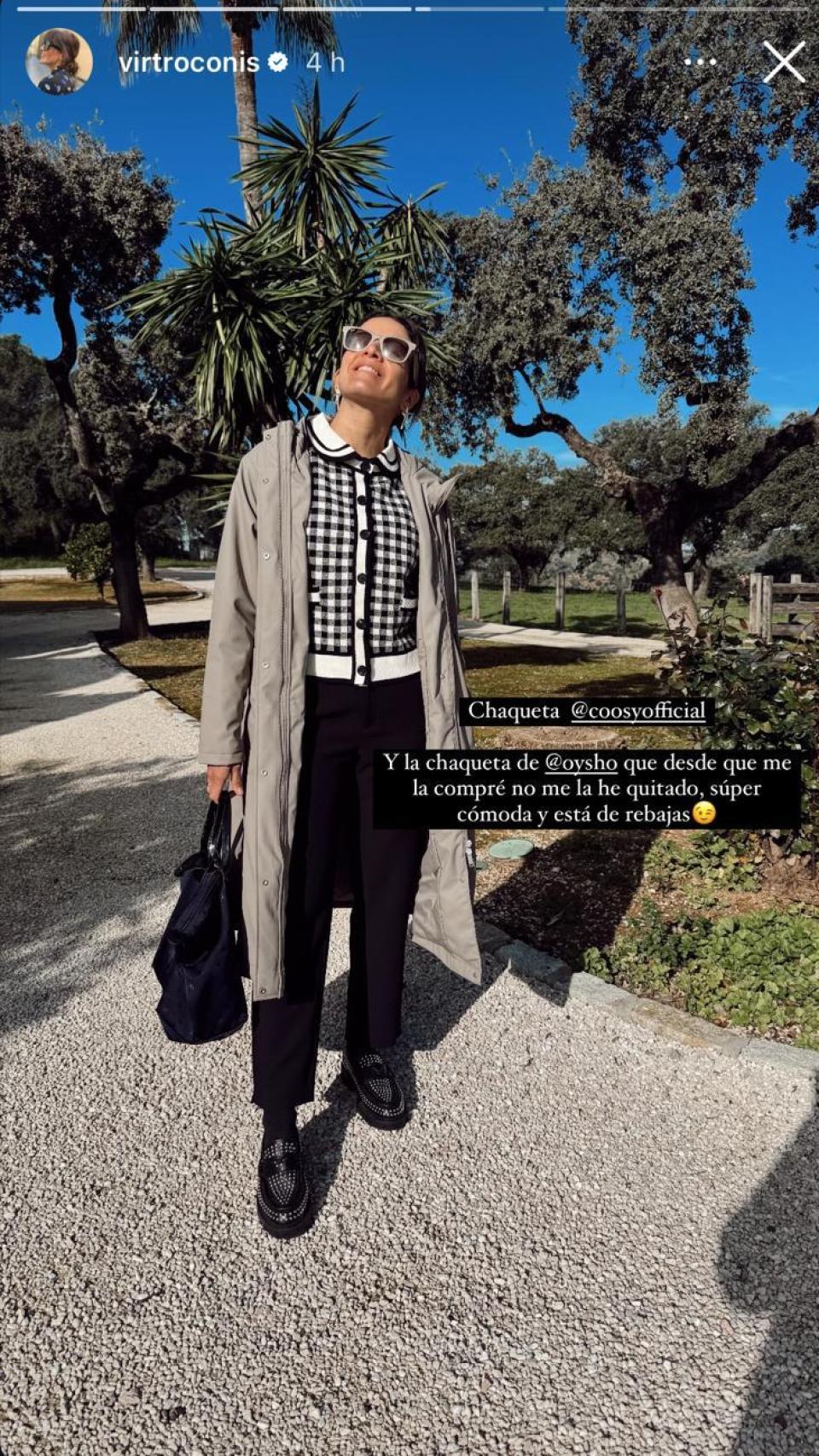 Virginia Troconis luciendo una chaqueta vichy y de Coosy.