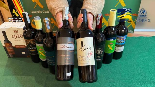 Las diferentes marcas falsas que se vendían en Asia.