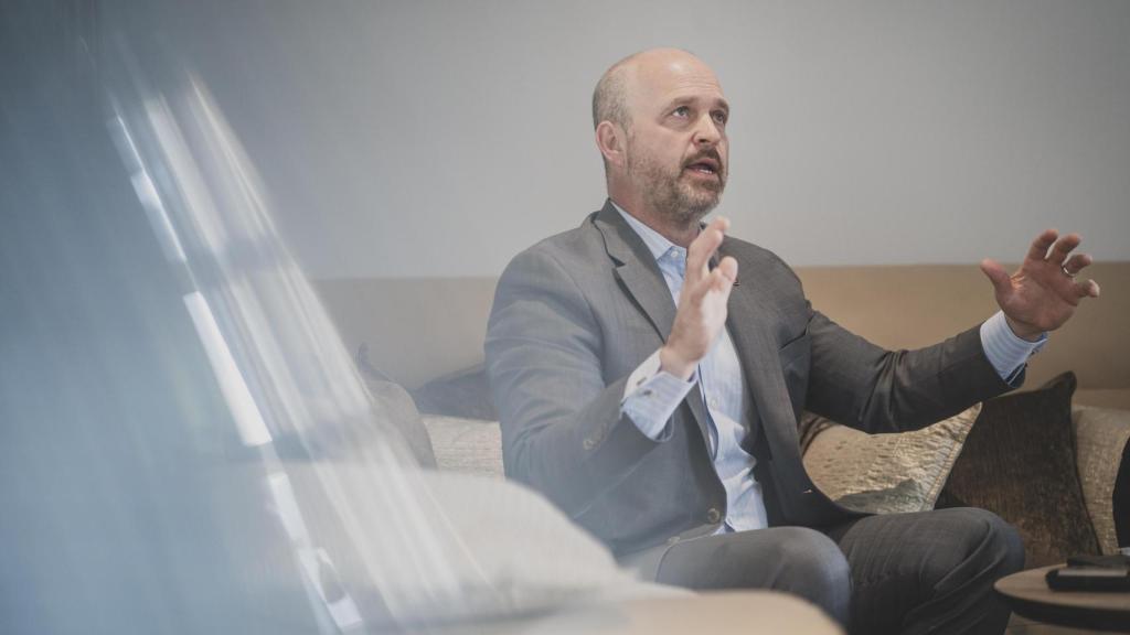 Roberts es el nexo entre Vox y la Casa Blanca.